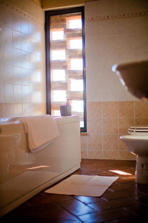 Pensjonat Borgo Fajani Terricciola Zewnętrze zdjęcie